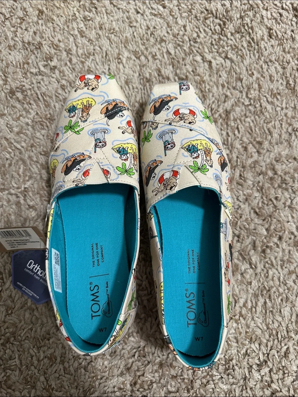 Toms Cream Espadrilles with Turquoise Lining and Beach Cartoon Print